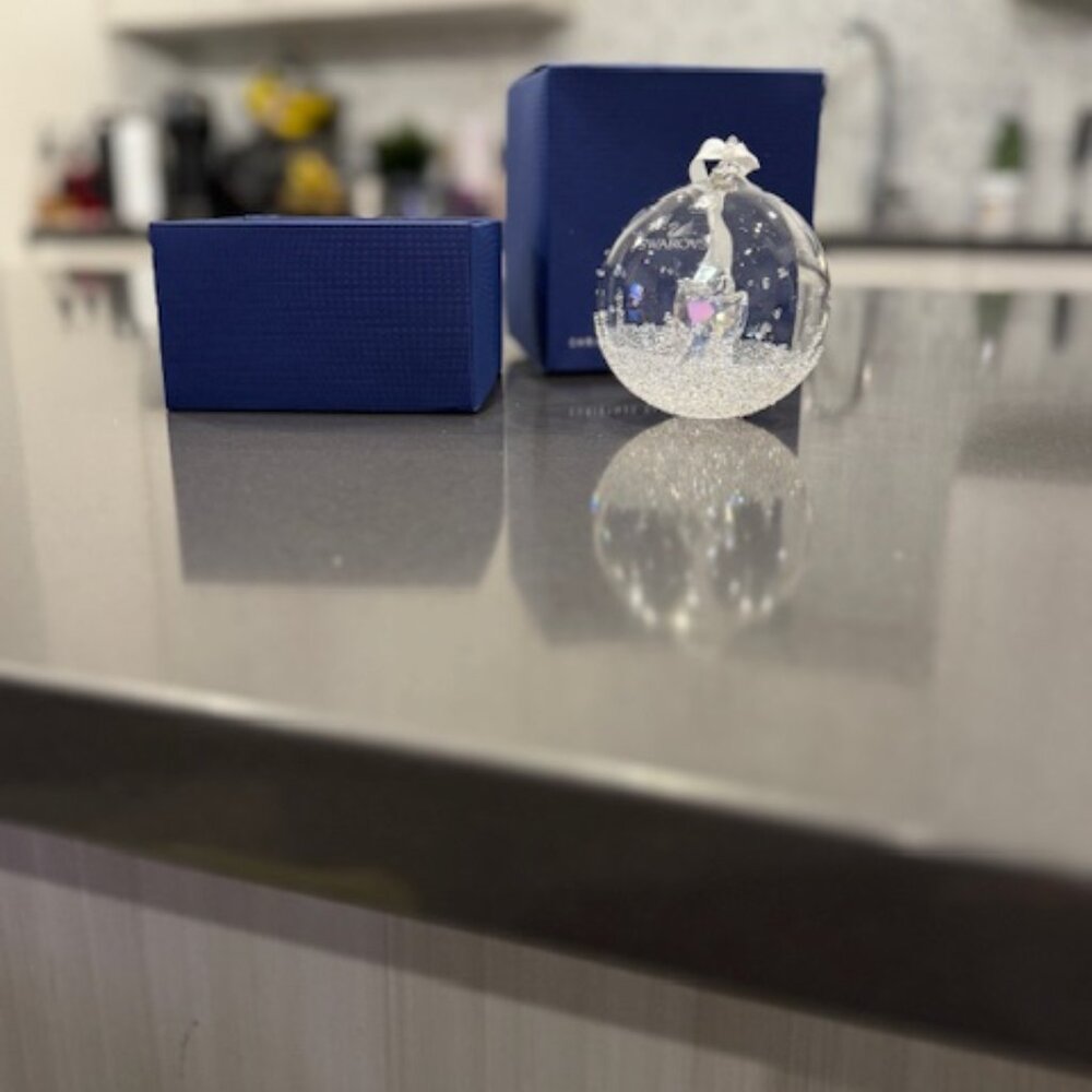 Swarovski 2015 Holiday Ornament - Picture 6 of 8